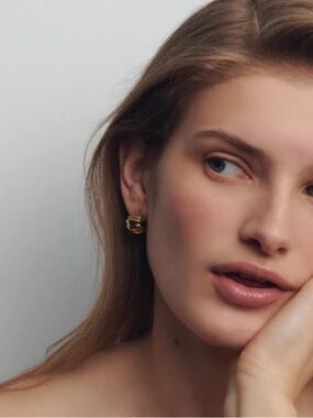 Heaven Mayhem Terre Earrings - Gold